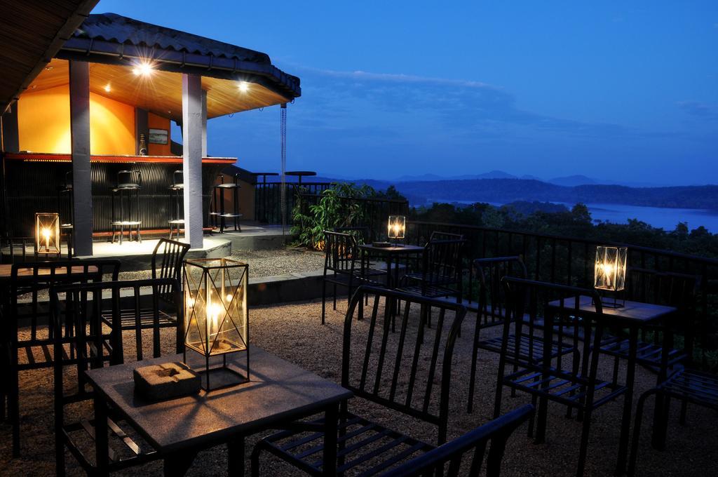Giritale Hotel Polonnaruwa Exterior photo