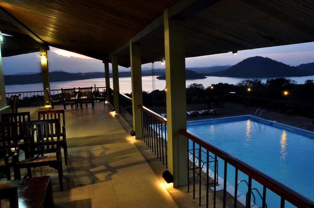 Giritale Hotel Polonnaruwa Exterior photo